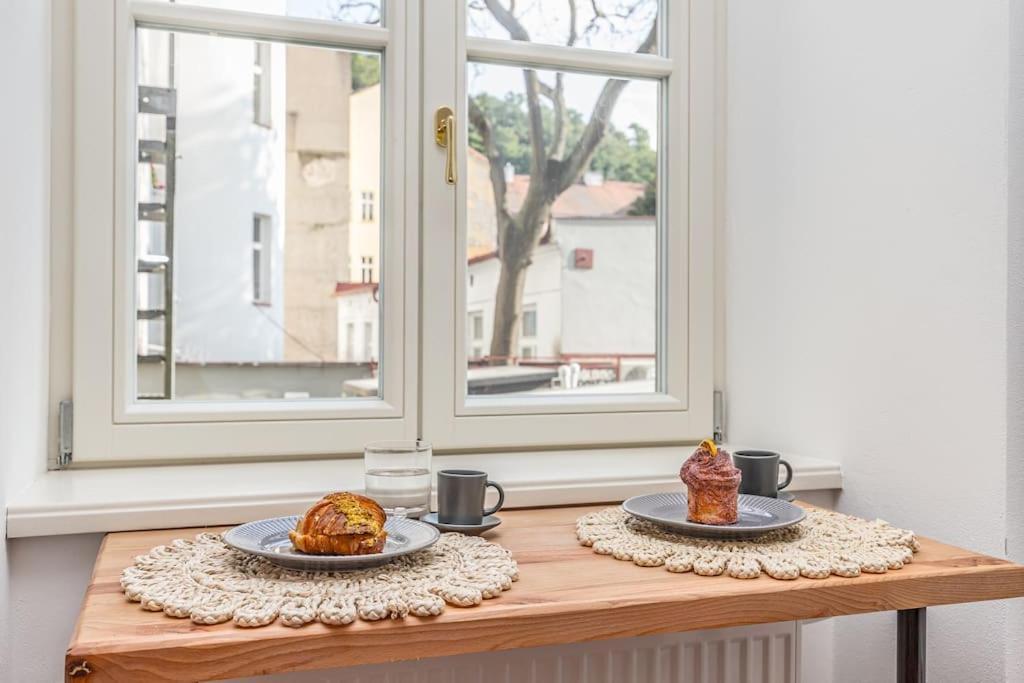 Cozy Quiet New Apartment In Karlin Square Praha Bagian luar foto